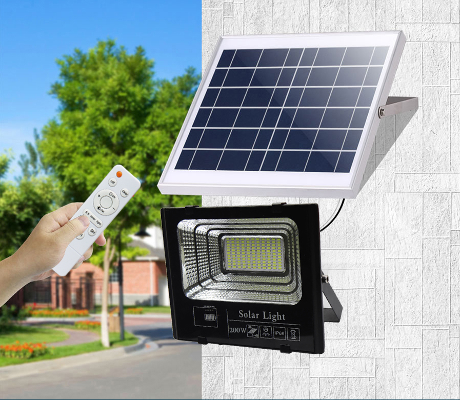 9. Đánh Giá Của Người Dùng Về Đèn Năng Lượng Solar 200W